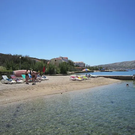 Pleasant In Pag Dalmatia, Croatia 帕格